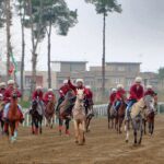 رژه سوارکاران ترکمن در جشن پیروزی انقلاب